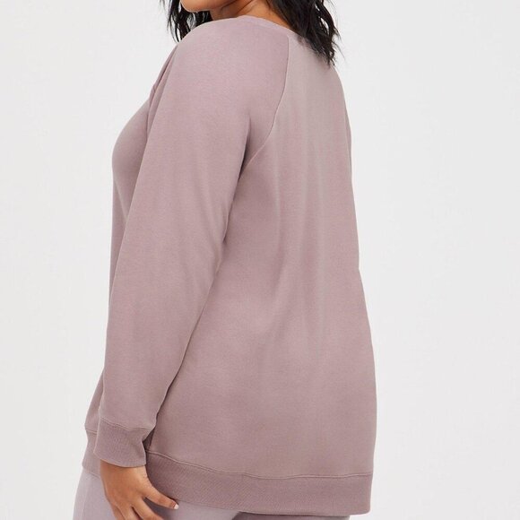 Torrid Classic Fit Ultra Soft Fleece Crew Neck Raglan Sweatshirt 2x - Picture 3 of 9